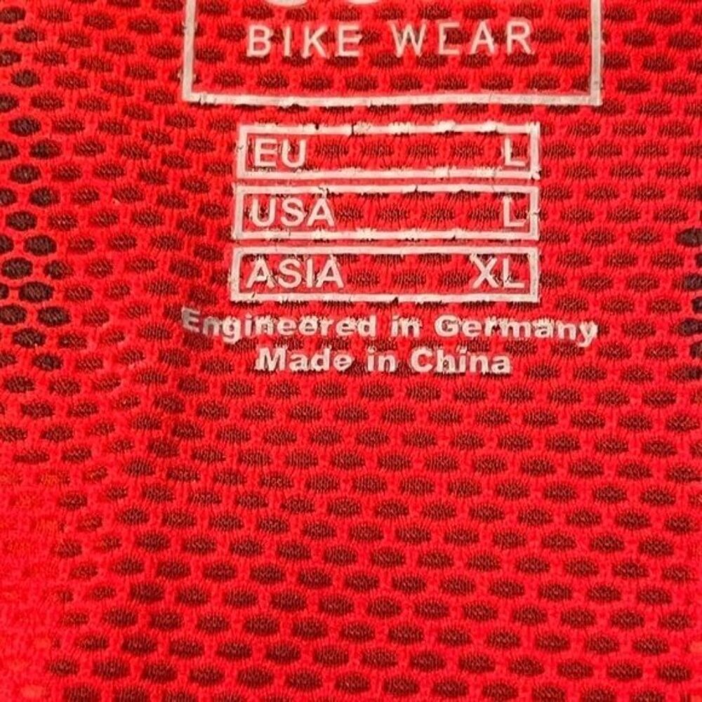 Gore Bike Wear Cycling Jersey Top Oxygen Style Size Large Red White and Black - Picture 9 of 10